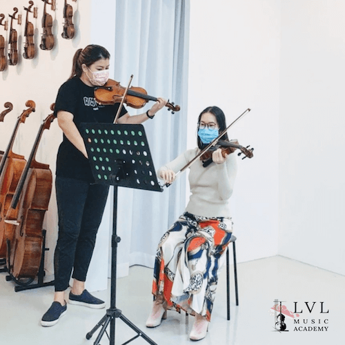 leading violin school